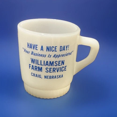 Vtg WILLIAMSEN FARM SERVICE CRAIG,NEBRASKA MILK GLASS MUG