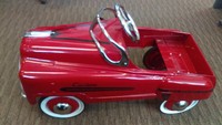 American Retro Pedal Car Red Sedan American Retro Pedal Car Red Sedan