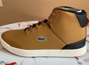 chaussure lacoste camel