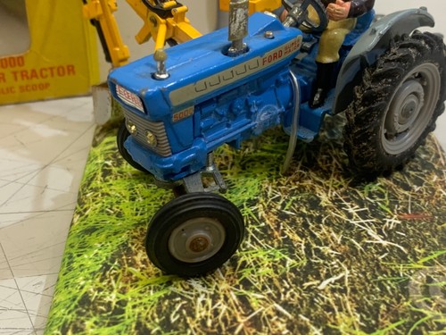 CORG.74.FORD 5000 SUPER MAJOR TRACTOR.TRENCHING SHOVEL.DITCHING BUCKET.DIGGER - Picture 4 of 15
