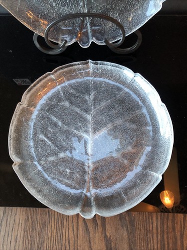 4-11” Clear Glass Aspen Leaf Arcoroc France Buffet Dinner Serving Plates - Picture 2 of 4