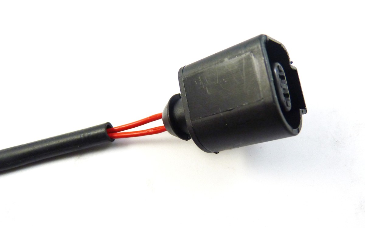 Lr4 URO PARTS - Disc Brake Pad Wear Sensor - Part Number: 7L0907637C Brake Pad Sensor