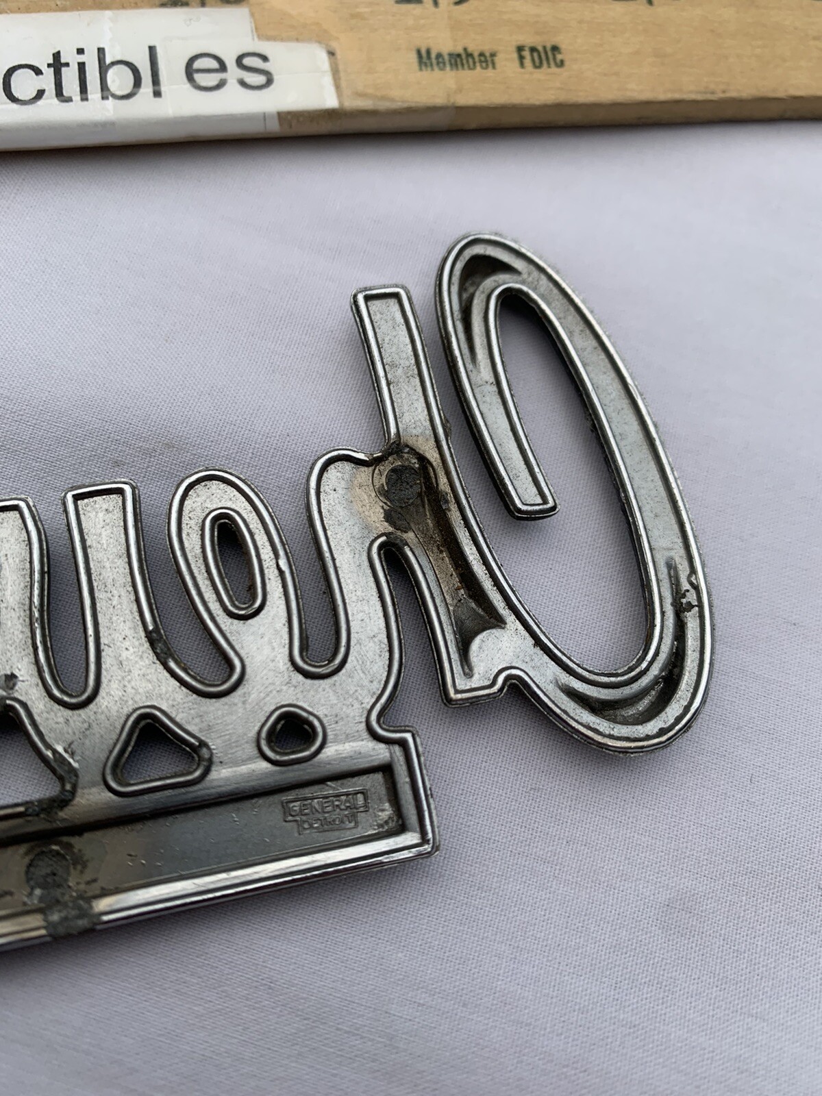 1974 1975 Chevrolet Chevelle Script Emblem Badge OEM 9728248 for 