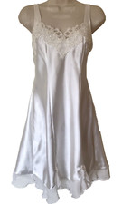 Linea Donatella womens Large white bridal satin nightgown lace beads sequins