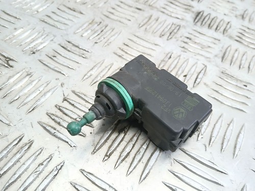 Volkswagen Golf IV 1998 Vorne rechts Scheinwerferstellmotor 1J0941295F UST131106