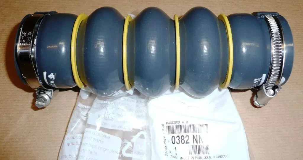 Durite d'air d'origine 0382.NN pour Citroën C4 et Peugeot 308 1.6 HDi