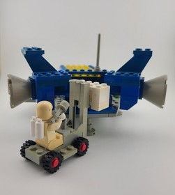 Vintage collectable LEGO Space Transporter (924) 1979 With Instructions