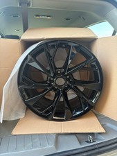 Audivolkswagen Oem. Genuine 18-inch Alloy Wheels Part Number 8w0-601-025-fm. Audivolkswagen Oem. Genuine 18-inch Alloy Wheels Part Number 8w0-601-025-fm.