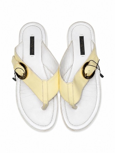 Louis Vuitton Wayside Patent Leather Flip Flops Size 36