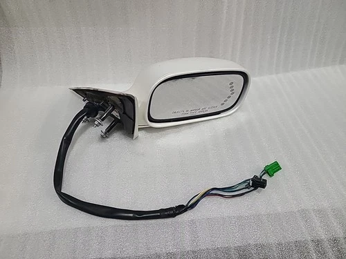 CADILLAC DEVILLE Passenger Side Mirror with Turn Signal Fits 03-05 PEARL WHITE