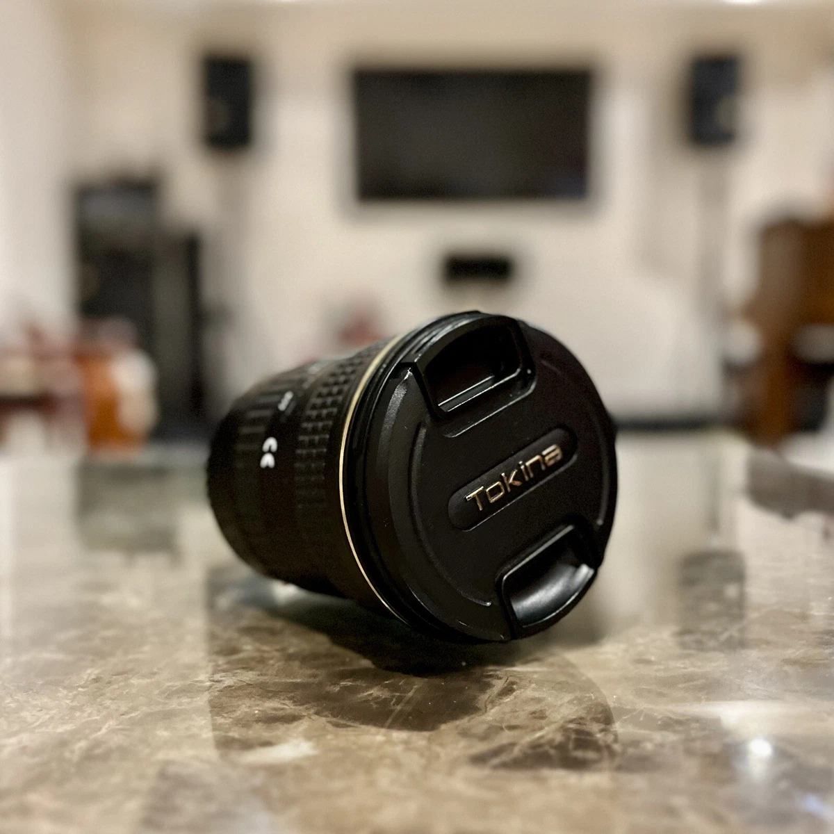 Tokina 12-24mm F4 (Canon EF) AT-X 124 AF PRO DX II Wide Zoom Lens