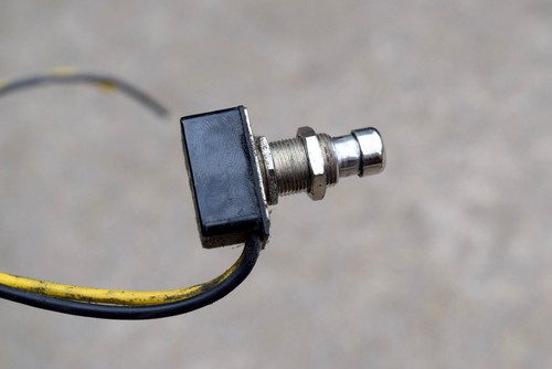 Sanitaire S661 Heavy Duty Upright Vacuum Cleaner Replacement Parts Eureka - Picture 6 of 19