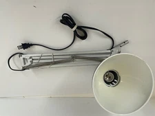 Underwriters Labs Articulating Desk-Table LAMP, Drafting, SILVER Light NO CLAMP