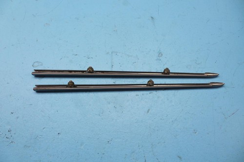 1422 97 HARLEY-DAVIDSON ROAD KING FRONT FENDER SIDE TRIM SPEAR TIP POLISHED  - Picture 5 of 5