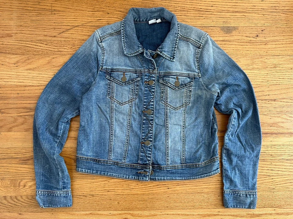 BP Nordstrom Womens sz L Blue light weight Denim Jeans Jacket - Image 2 of 4