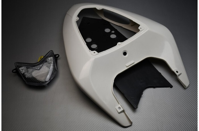 Réparer coque arrière KAWASAKI ZX10R 2006 avec carénage d'origine et optique clair
