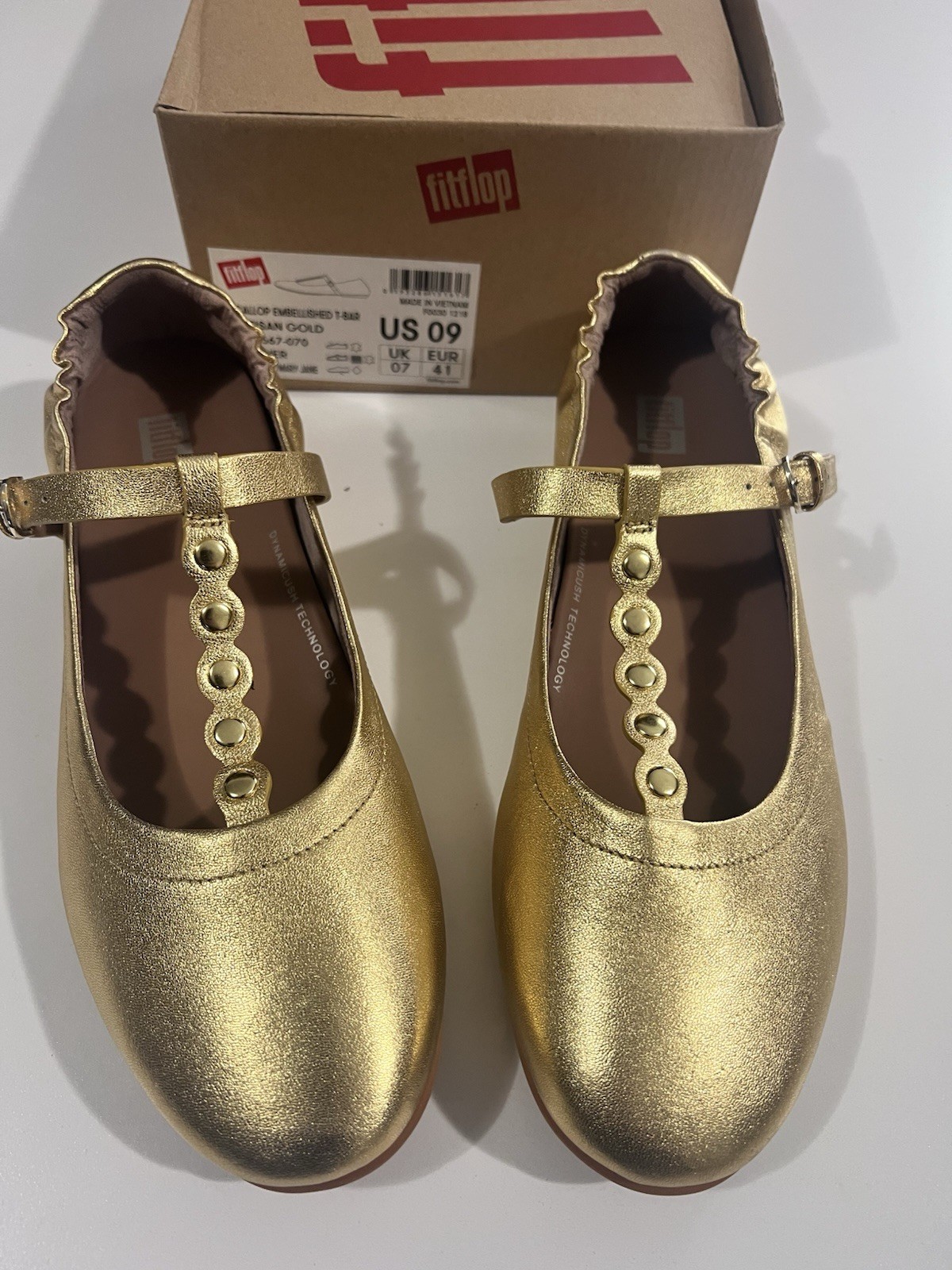 Fitflop Womens Scallop Embellished T-Bar Ballet Flat Shoes, Artisan Gold Size 9