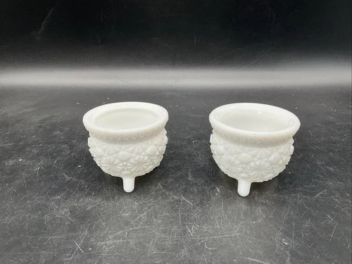 2 Vtg Milk Glass Daisy & Buttons Cauldron Candle Holders