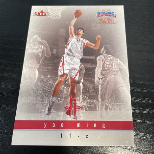 Yao Ming 2004 Fleer/Skybox National Card Trading Day #9. Houston Rockets  - Picture 1 of 2