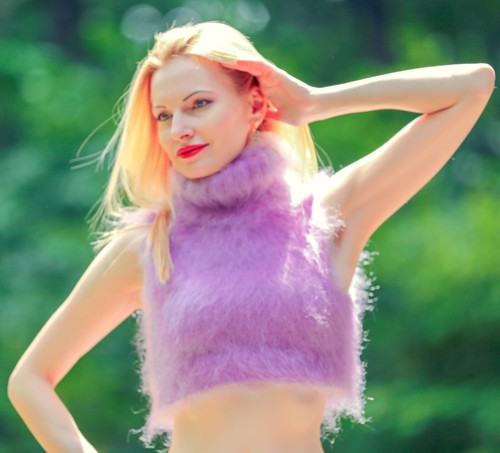Dual tone purple cropped mohair top fuzzy sleeveless sweater SuperTanya, XS-S - Picture 7 of 7