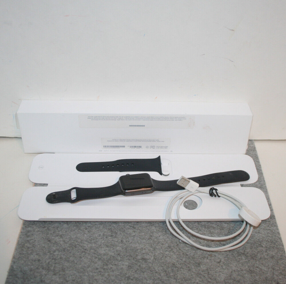 apple watch 3 42mmセルラーNIKE アップルウォッチ3 Apple Watch Series 3 Nike+ 42mm Silver Aluminium Case (GPS