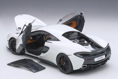 AUTOART 2016 McLAREN 570S WHITE/BLACK WHEELS 1:18*New! Super Hot Car!