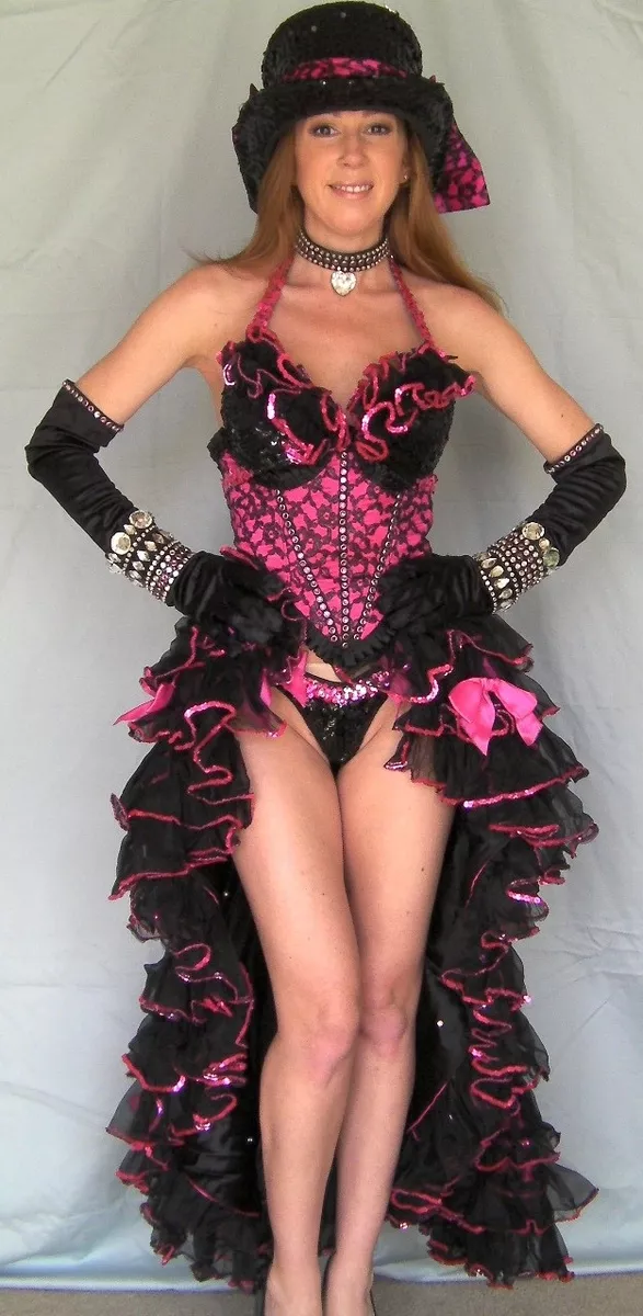 Women's Moulin Rouge / Burlesque Costume Size 0-2. Color is Black & Hot  Pink!