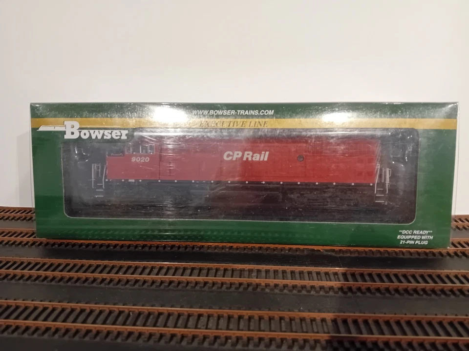 Bowser GMD SD40-2F With Factory Fitted Sound - CP - CP Rail - HO Scale - Image 2 of 4