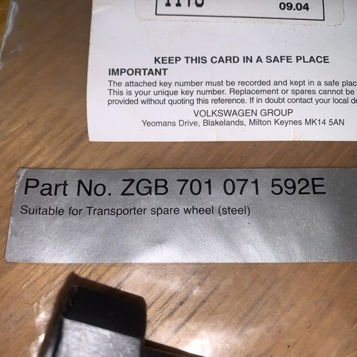 VW Transporter T4 T5 Spare wheel anti theft bolt (steel  spare) ZGB701071592E - Picture 3 of 5