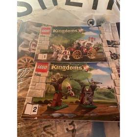 Lego Kingdoms 7188 King's Carriage Ambush Instruction Manual  and Box 