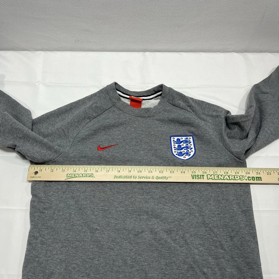 Sudadera con capucha de fútbol Nike de la Selección Nacional de Inglaterra 3 Leones para hombre talla mediana Foto 4 de 4