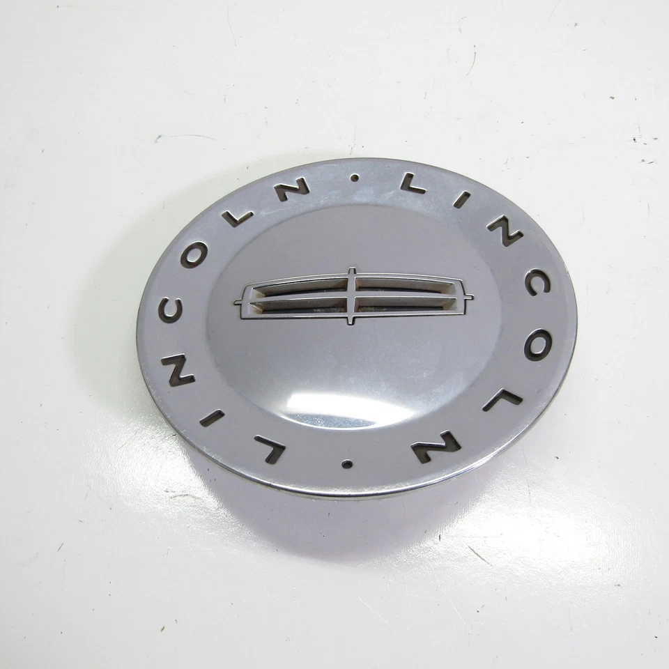 2003-2008 Lincoln Navigator Wheel Center Cap 2L7J-1A096-AB Chrome OEM - Image 3 of 4