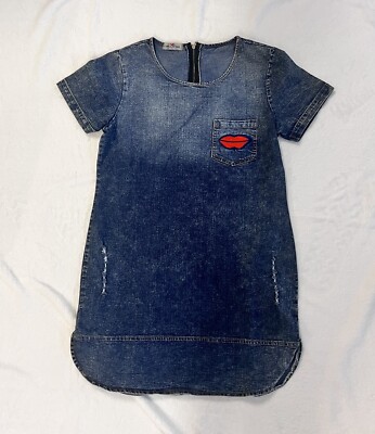 Hollister Women Denim Dress Zipper Back Sz M Red Embroidered Lips
