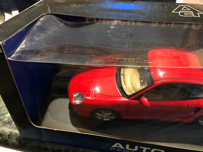 PORSCHE 911 (996) TURBO COUPE GAURDS RED AUTOart 77831 1:18 NEW