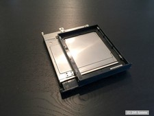 HP pavilion zv5000 Ersatzteil: DVD Laufwerk AMHR602U000 + Rahmen FVHR60HK000