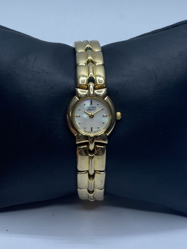 Women's Citizen Elegance Metal 17mm Watch 37.2g