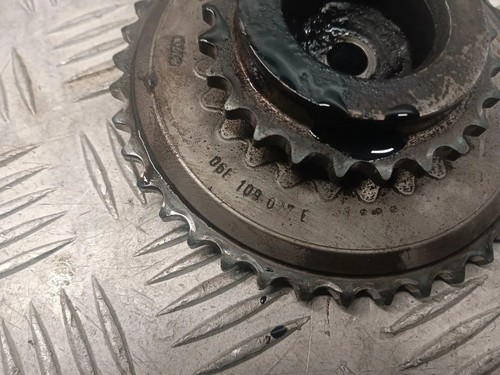 AUDI Q5 8R Verteilungszwischenrad 06E109077E 3.00 Petrol 2013 33448376