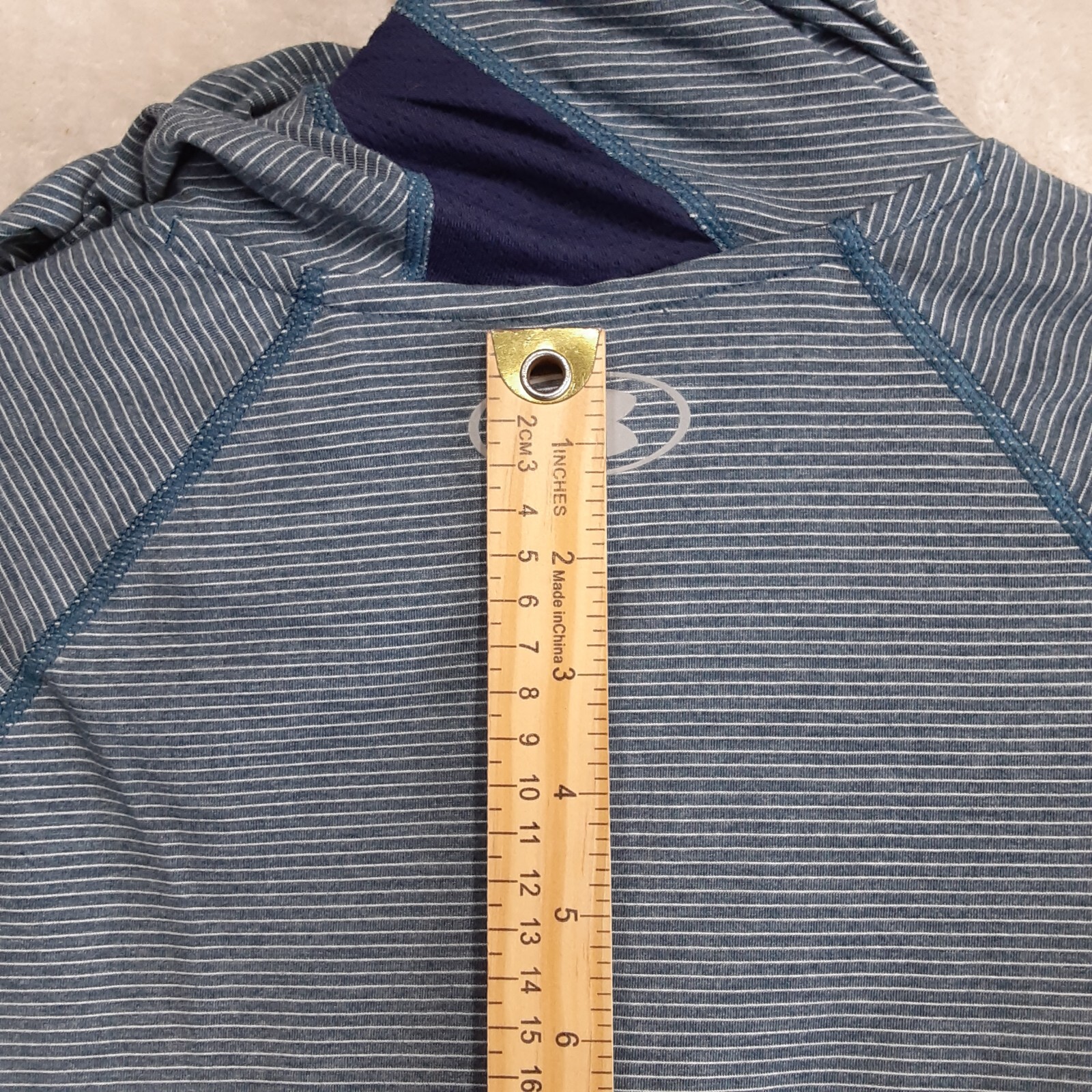 Under Armor Womans Run Threadborne Pullover LS Ho… - image 10