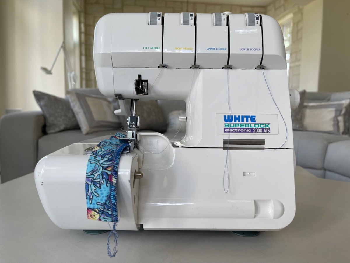 Vintage White Superlock Electronic 2000 ATS Serger w/ Accessories