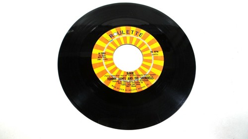 TOMMY JAMES & THE SHONDELLS 7" 45 1/MIN She/Loved One ROULETTE