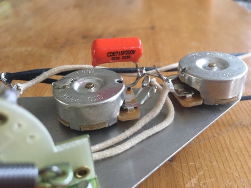 Arnés de cableado Fender Stratocaster olla 250k CTS EE. UU. CRL 5 vías .022 caída naranja - Imagen 6 de 7