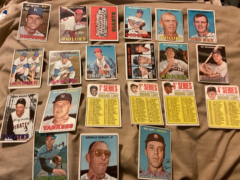 Lot (21) 1967 Topps Low to Mid Grade - Stars Commons CL - All Cards Pictured -