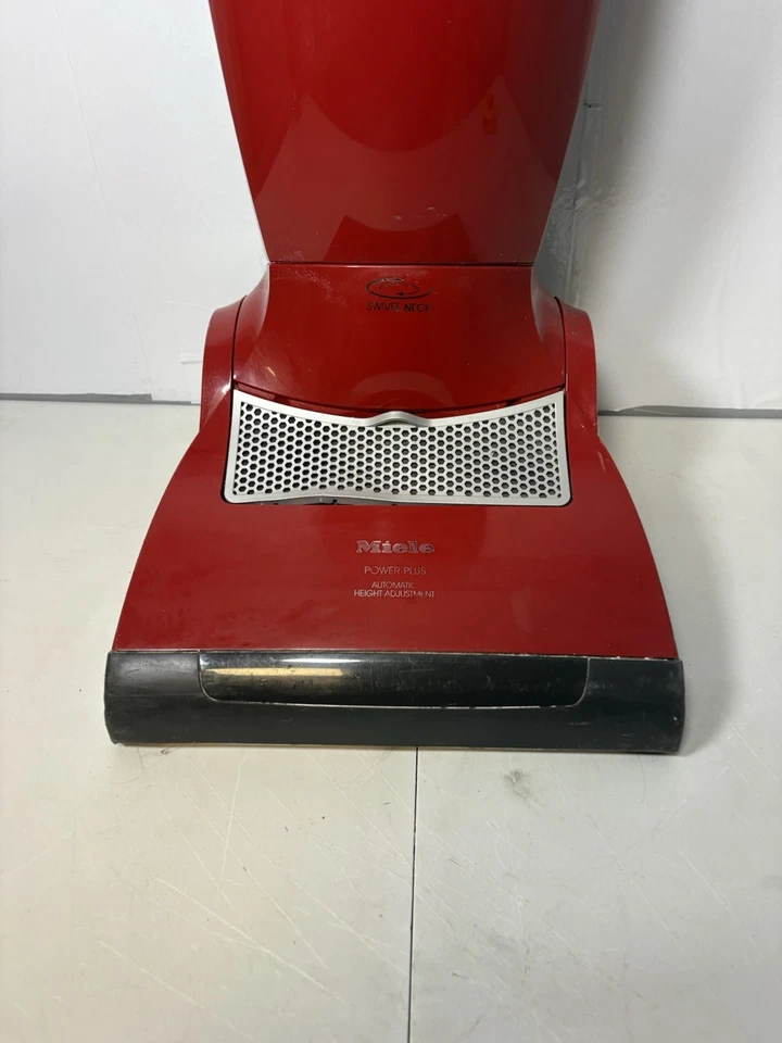 Miele S7260 Cat Dog Power Plus Upright Bagged Vacuum Cleaner. Red. Working. - Image 4 of 4