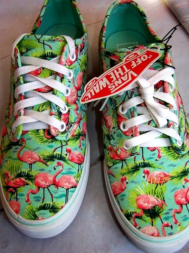 NEW VANS Ultracush Pink Flamingo Low Top Skate Shoes Women's Size 11 / Men's 9.5