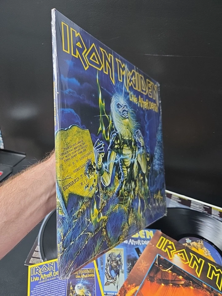 Iron Maiden Live After Death 2lp Vinyl 1985 1st Press Shrink/ALL INSERTS EX/EX - Image 4 of 4