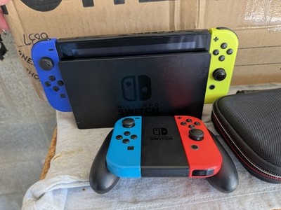 Nintendo Switch Video Game Console With Dock & Accessories Works Great