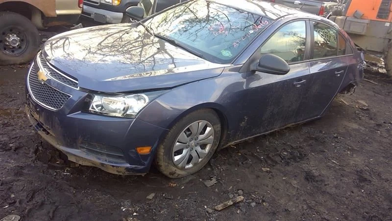 Motor de arranque compatible con 12-18 SONIC 5769062 Foto 3 de 4