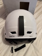 Smith Holt Jr. Youth Med. Ski/Snowboarding Helmet Bombshell Construction 53-58cm