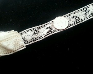 Antique-French-Lace-Insertion-Edging-Trim-for-Dolls-Vintage-Sewing-Crafts