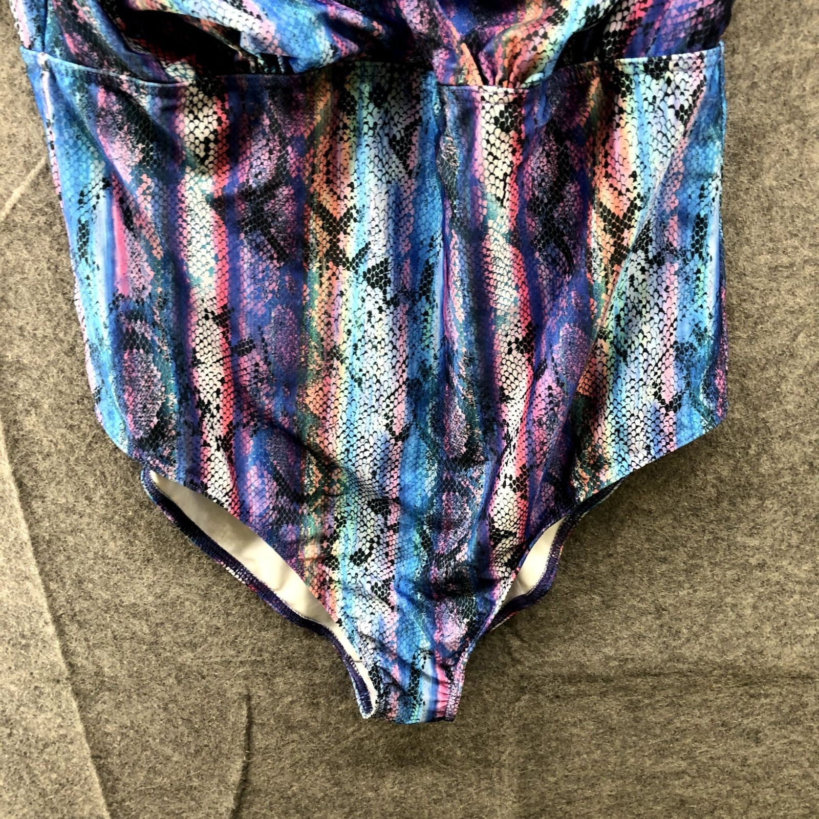 Picture 4 of 10